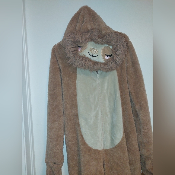 Sloth Onsie - Picture 7 of 10